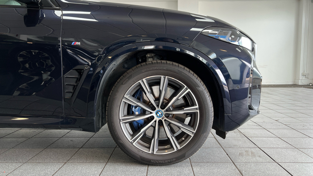BMW X5 M M Competition Purple #30