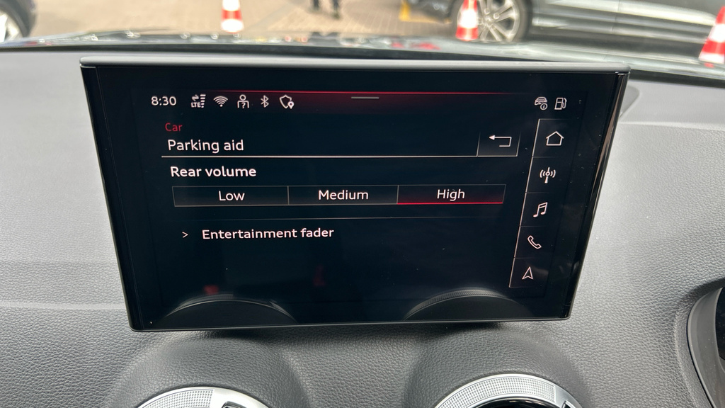 Audi Q2 Black Edition Black #38