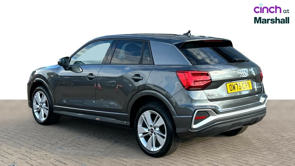 Audi Q2 Black Edition Black #5