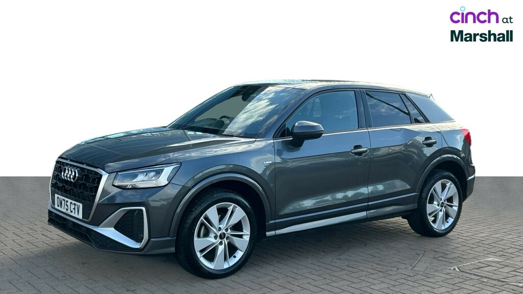 Audi Q2 Black Edition Black #8
