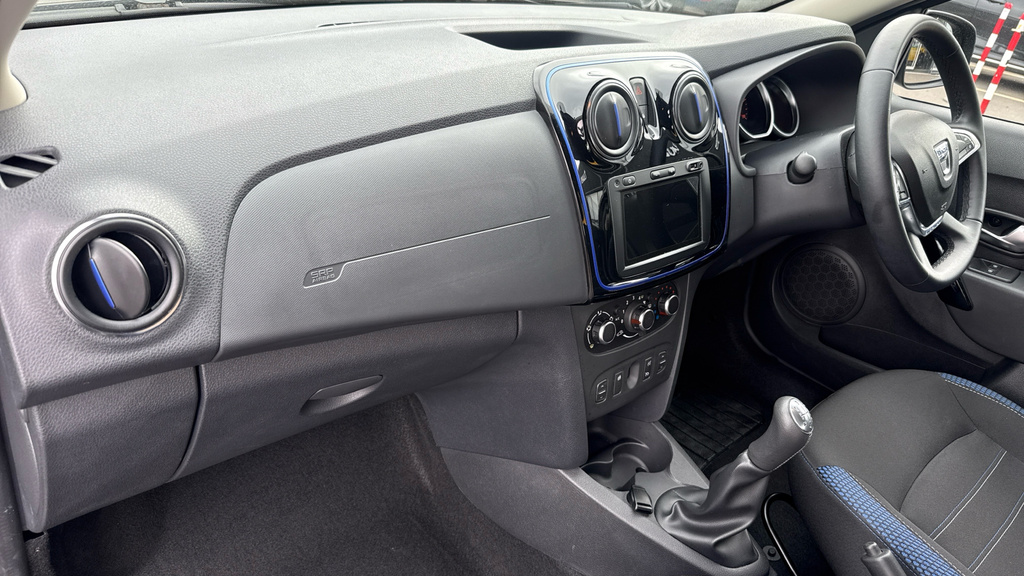 Dacia Sandero Stepway Essential White #11
