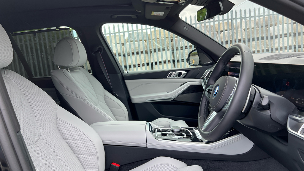 BMW X5 M Suv Grey #16