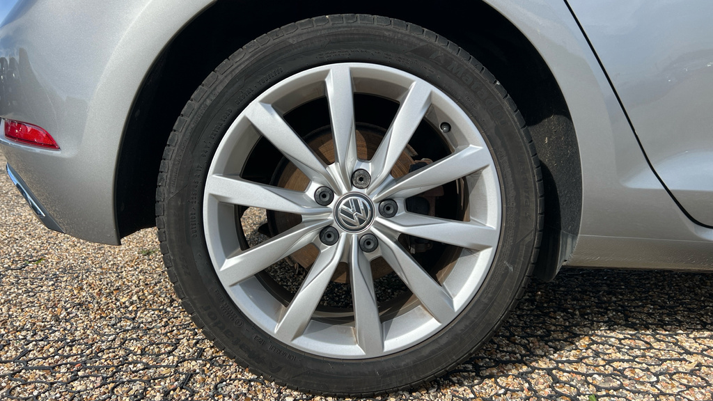 Volkswagen Golf Automatic Blue #17