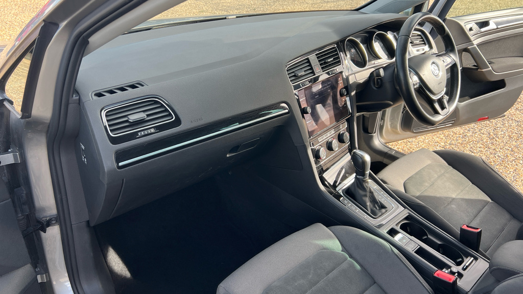 Volkswagen Golf Automatic Blue #10