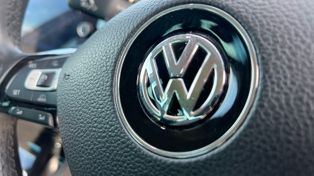 Volkswagen Golf Automatic Blue #39