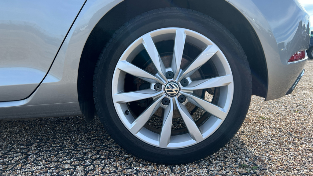 Volkswagen Golf Automatic Blue #20