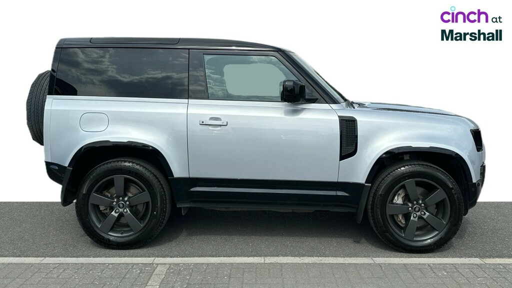 Land Rover Defender Ariya Evolve Green #2