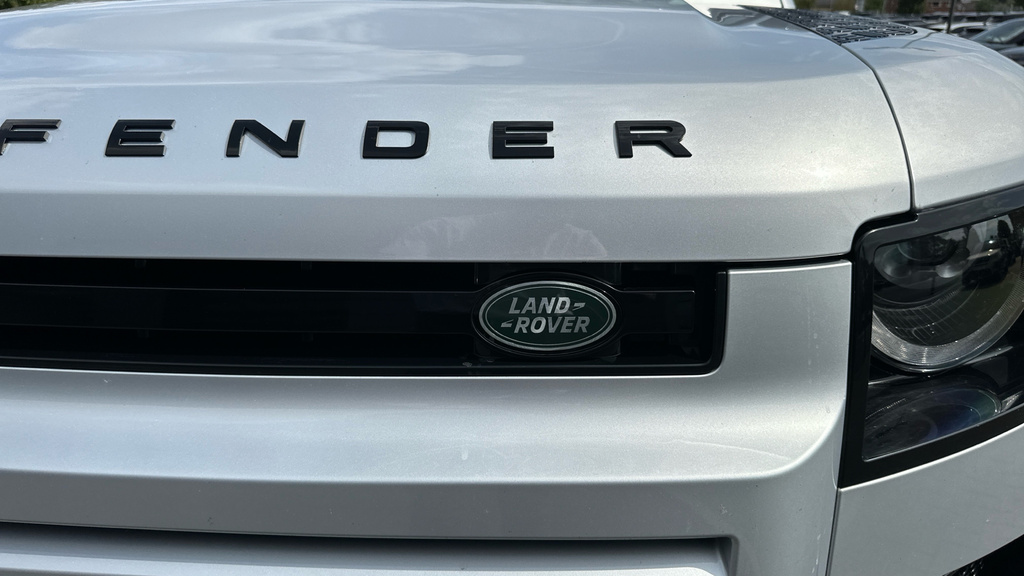 Land Rover Defender Ariya Evolve Green #33