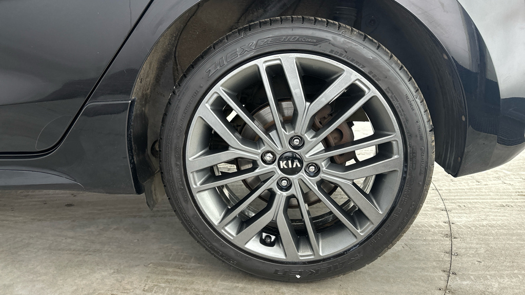 Kia RIO Hatchback Grey #29