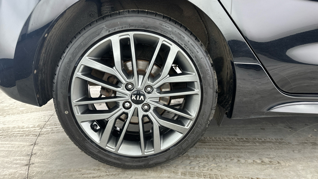 Kia RIO Hatchback Grey #30