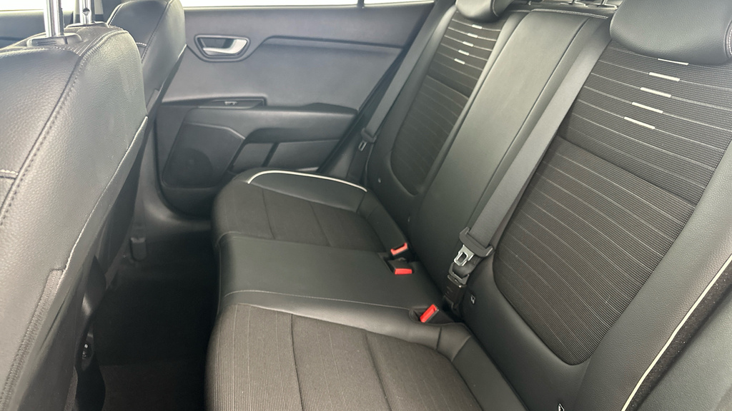 Kia RIO Hatchback Grey #25