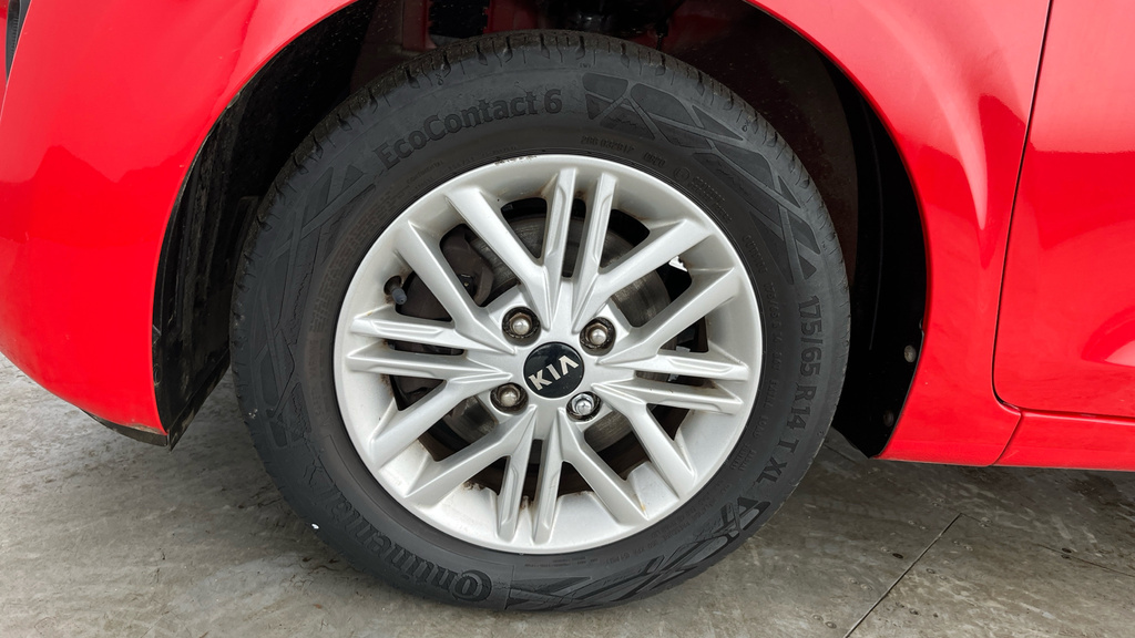 Kia Picanto Hatchback Black #20