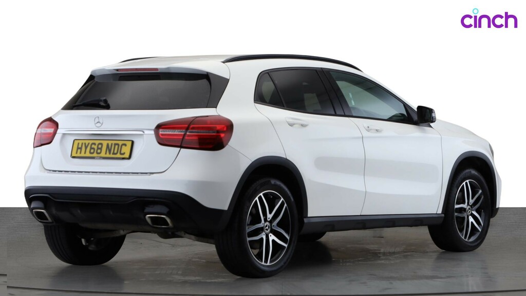 Mercedes-Benz GLA Class Gla 220 Amg Line Premium D 4Matic Grey #3