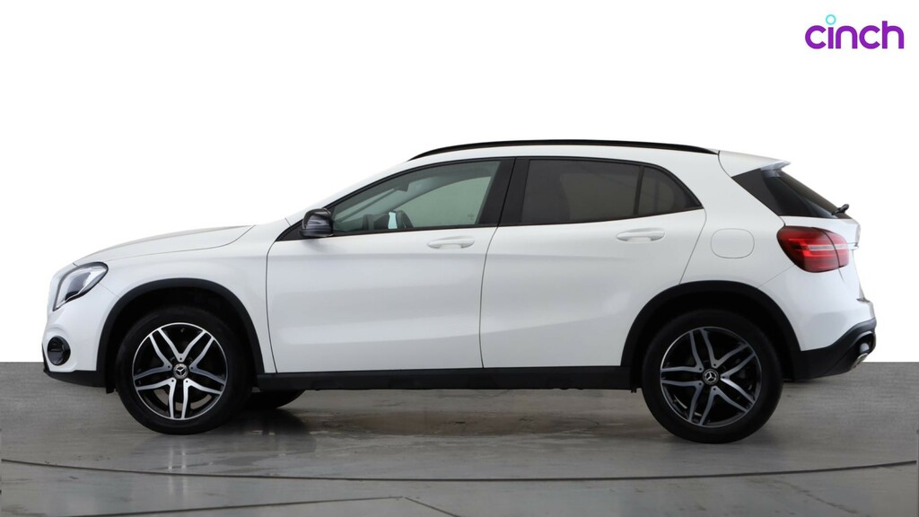 Mercedes-Benz GLA Class Gla 220 Amg Line Premium D 4Matic Grey #6