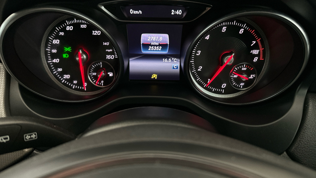 Mercedes-Benz GLA Class Gla 220 Amg Line Premium D 4Matic Grey #17