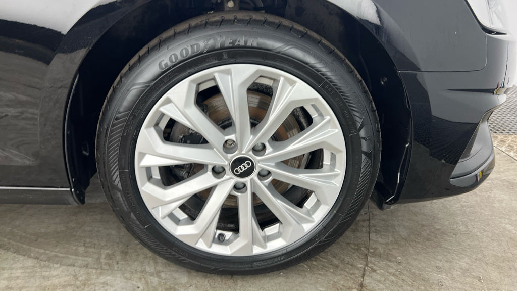 Audi A4 Avant Tdi Technik Black #31