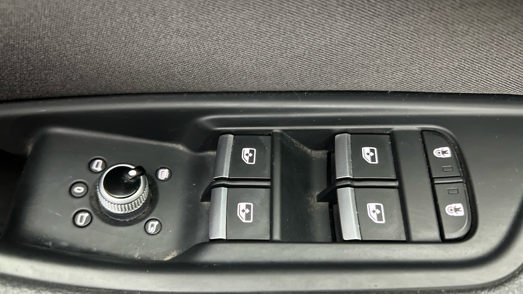 Audi A4 Avant Tdi Technik Black #11