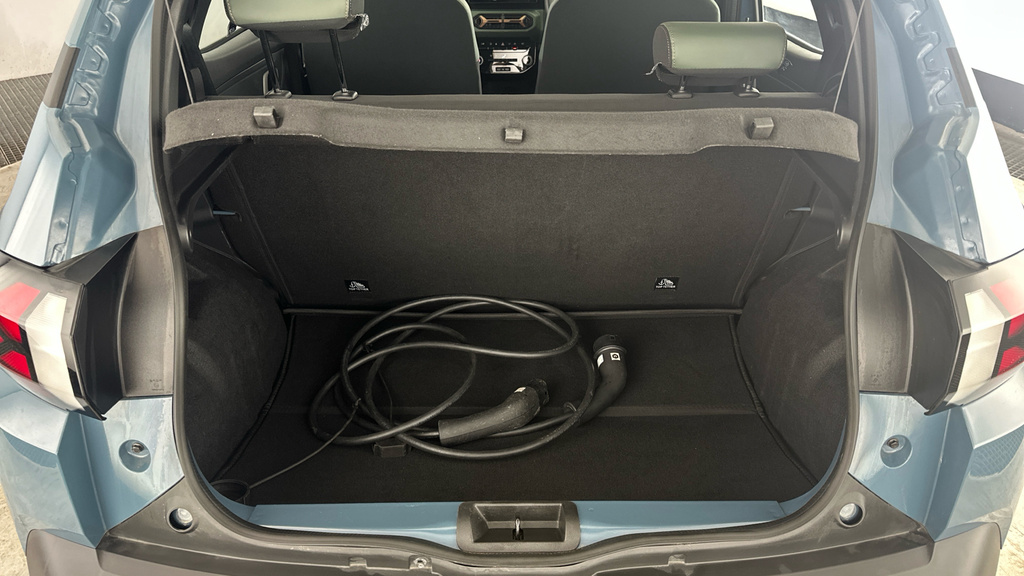 Dacia Spring Cargo Extreme White #25