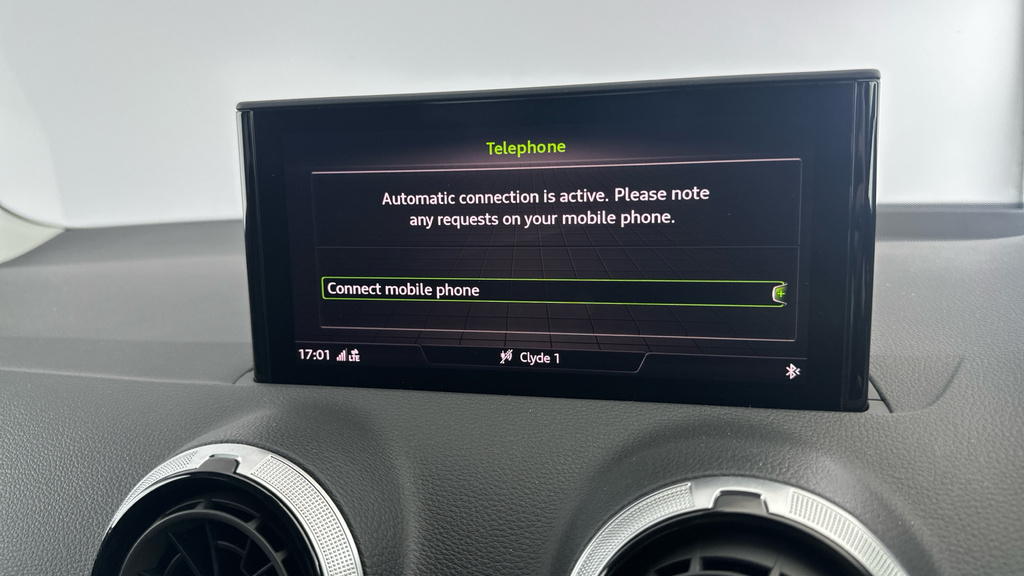Audi Q2 S Line White #17