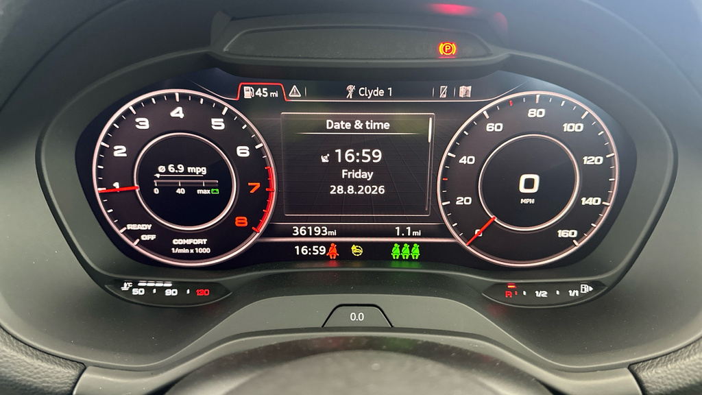 Audi Q2 S Line White #19