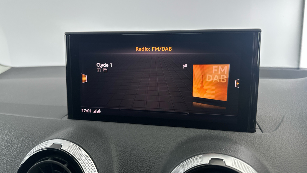 Audi Q2 S Line White #12