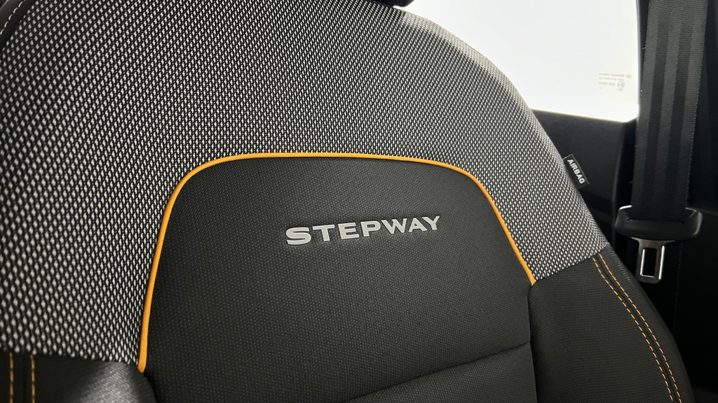 Dacia Sandero Stepway Hatchback Black #34