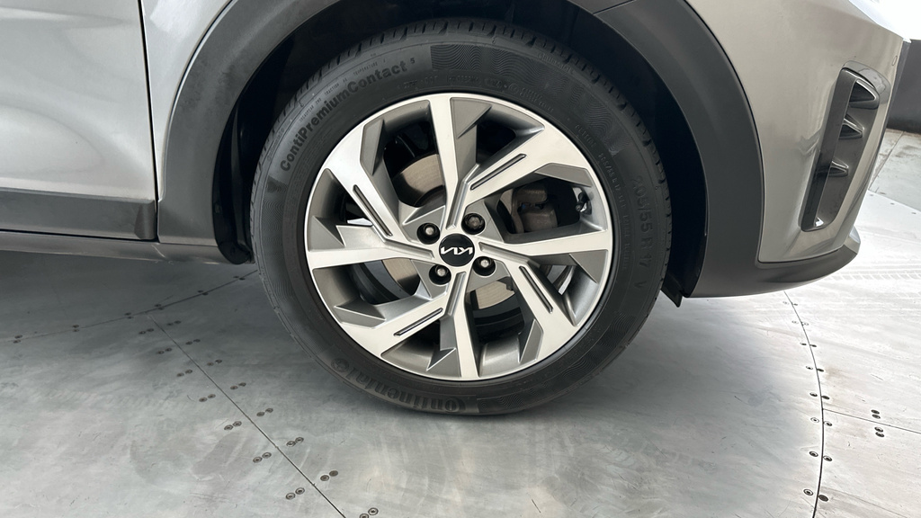 Kia Stonic Shadow Blue #27