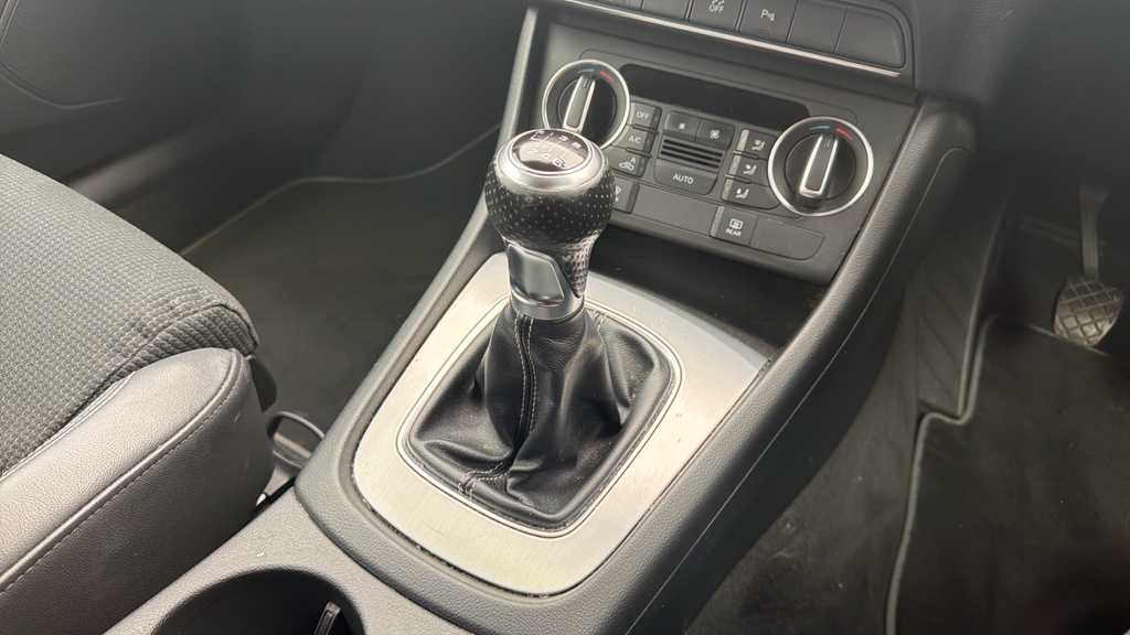 Audi Q3  Silver #33