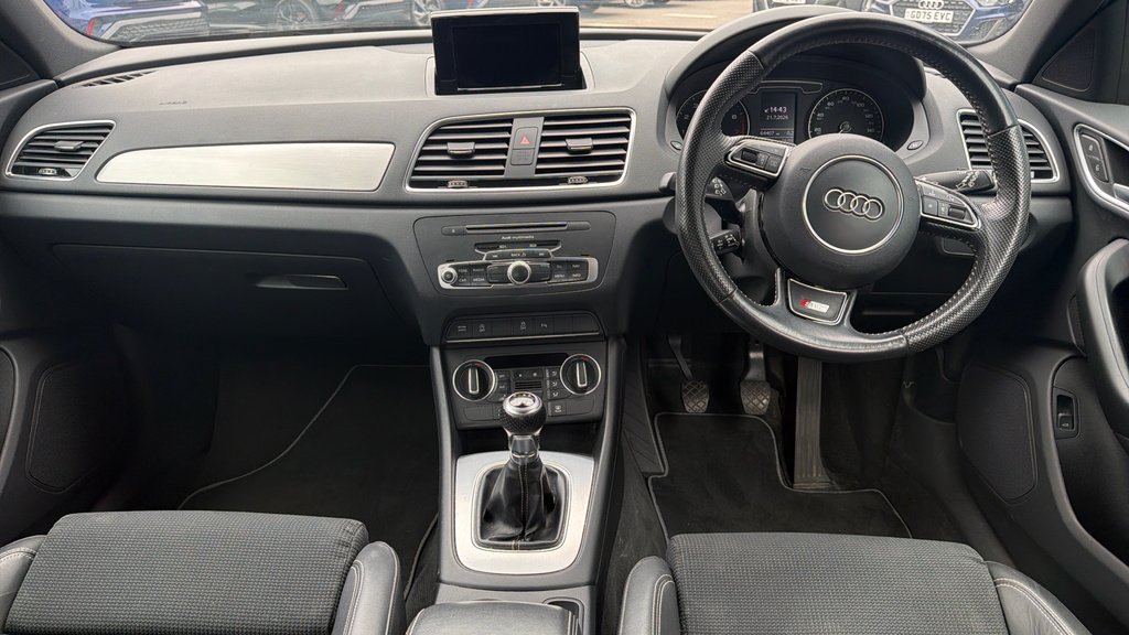 Audi Q3  Silver #11