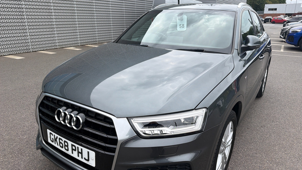 Audi Q3  Silver #19