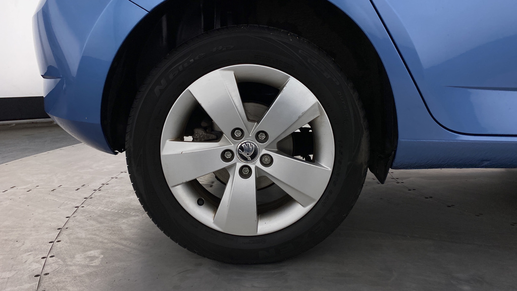 Skoda Fabia Hatchback Blue #25