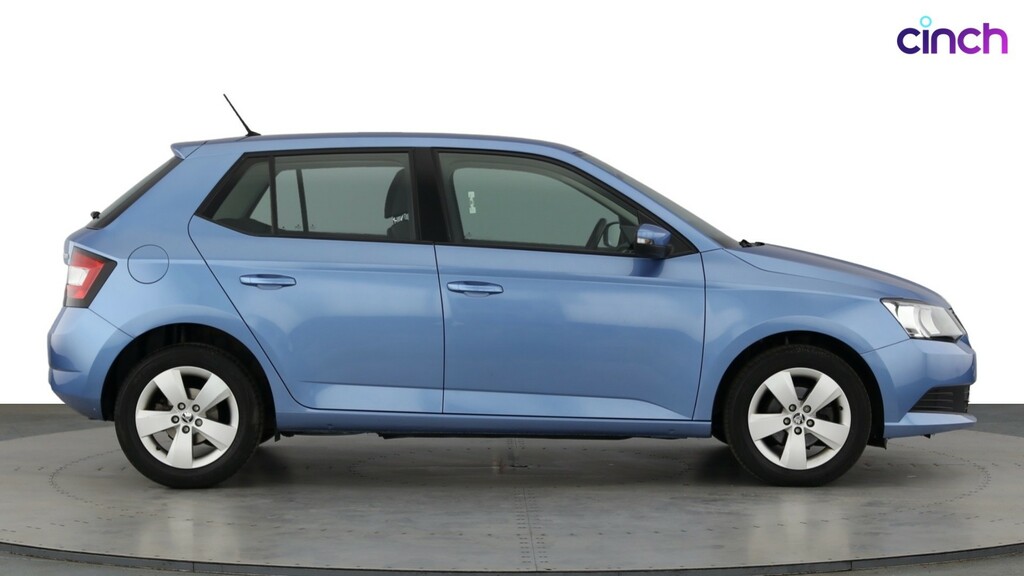Skoda Fabia Hatchback Blue #2