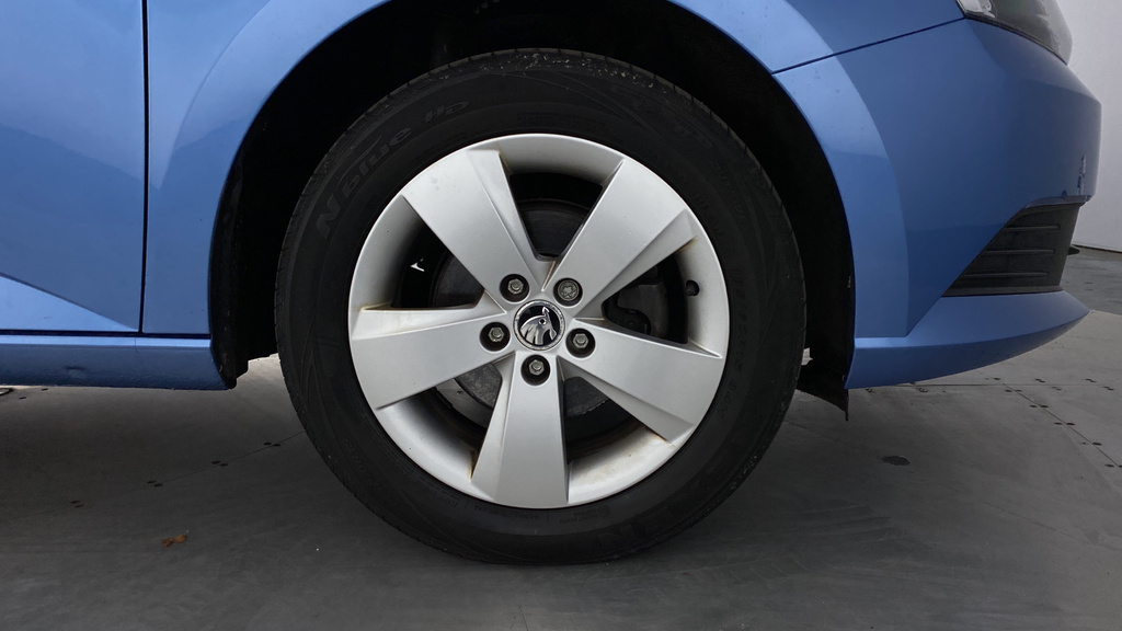 Skoda Fabia Hatchback Blue #26