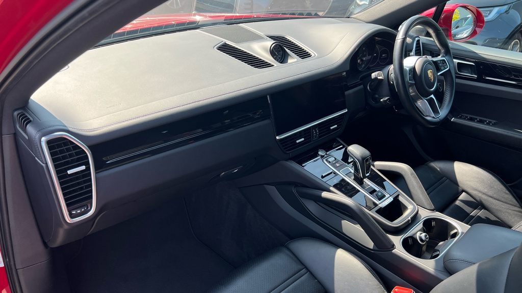 Porsche Cayenne V6 Automatic White #16