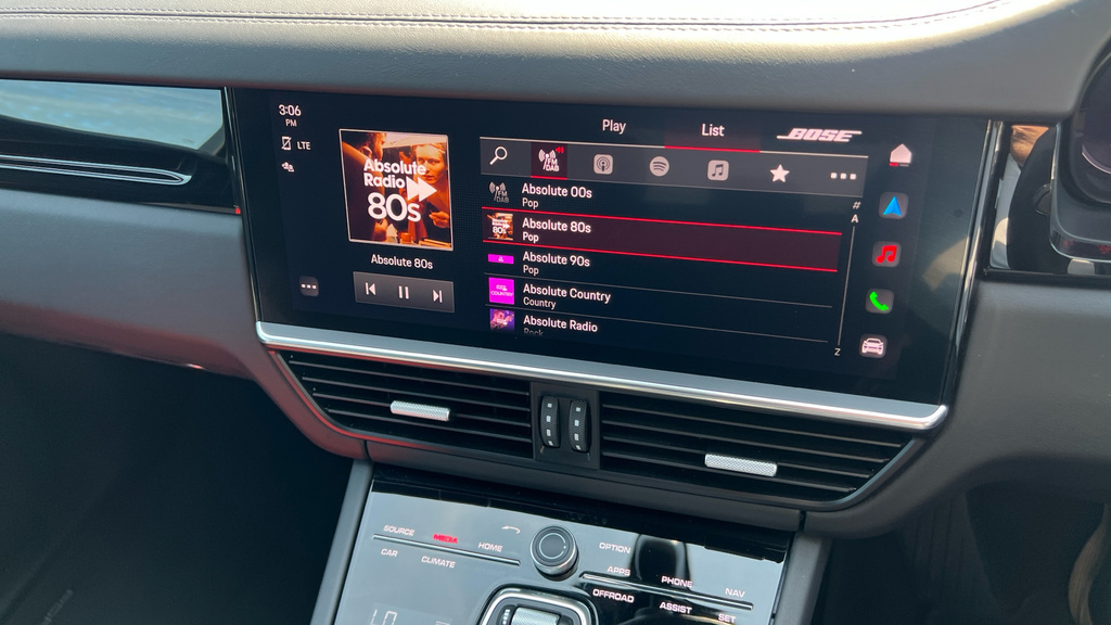 Porsche Cayenne V6 Automatic White #21