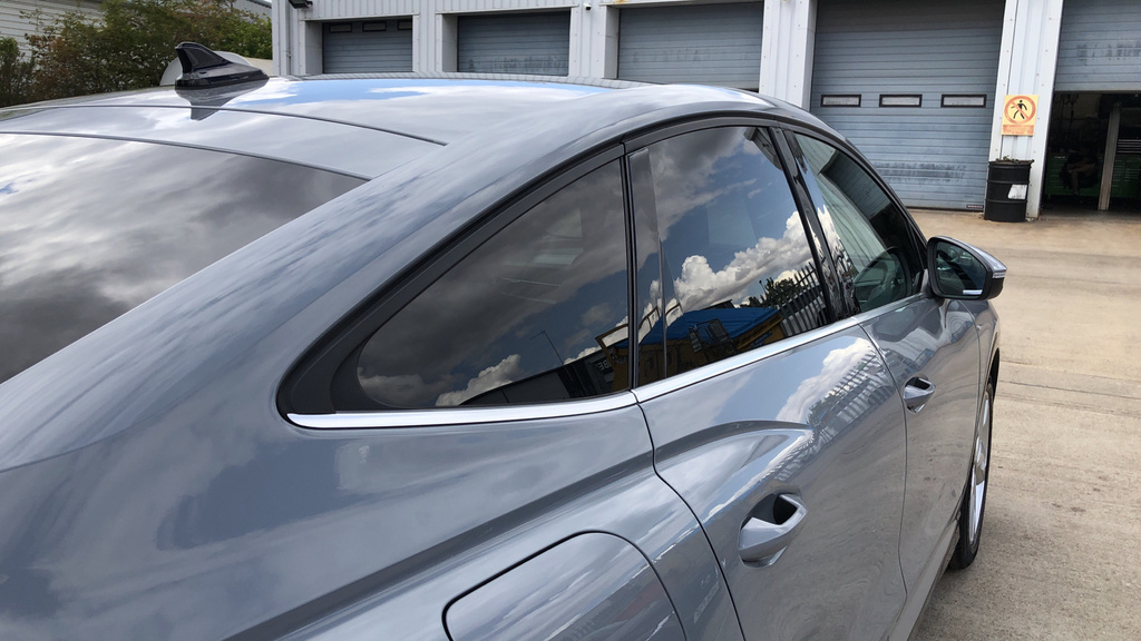Audi Q4 E Tron Suv Black #5