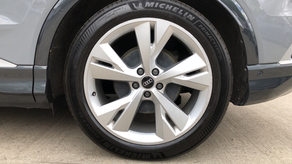 Audi Q4 E Tron Suv Black #33