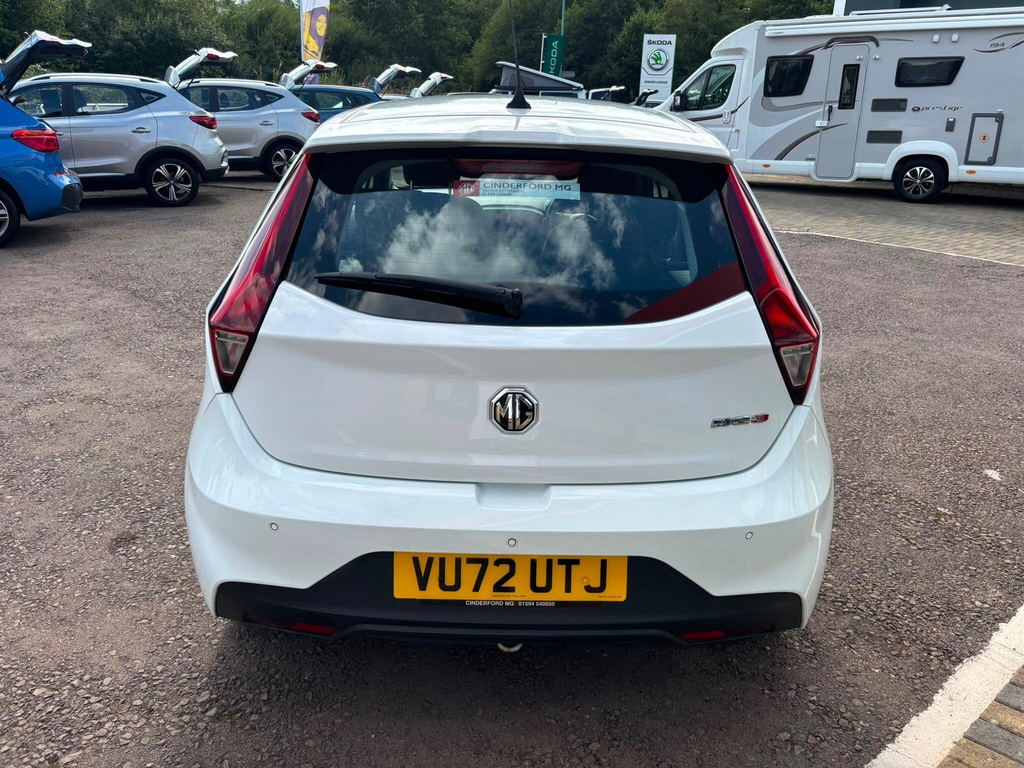 MG MG3 1.5 Vti-tech Excite Euro 6 Ss VU72UTJ White #4