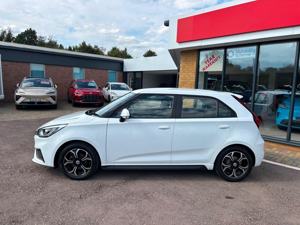 MG MG3 1.5 Vti-tech Excite Euro 6 Ss VU72UTJ White #2