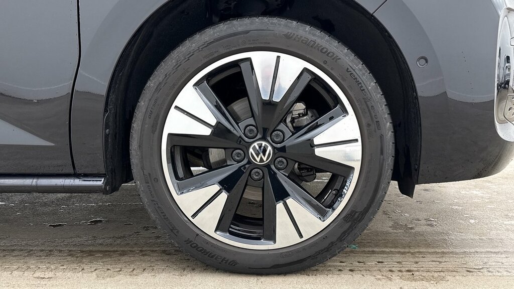 Volkswagen Multivan Style Long 150 Ps 2.0 Tdi 7-Speed Dsg Black #5