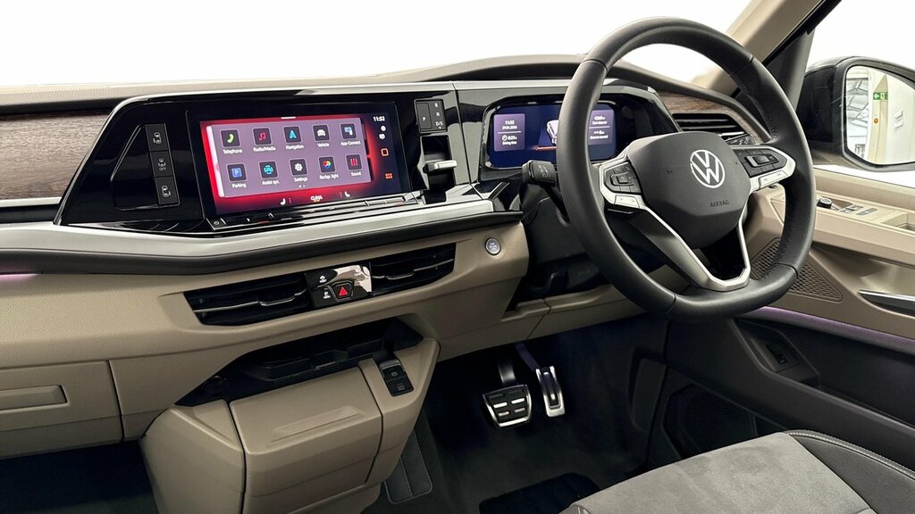Volkswagen Multivan Style Long 150 Ps 2.0 Tdi 7-Speed Dsg Black #2