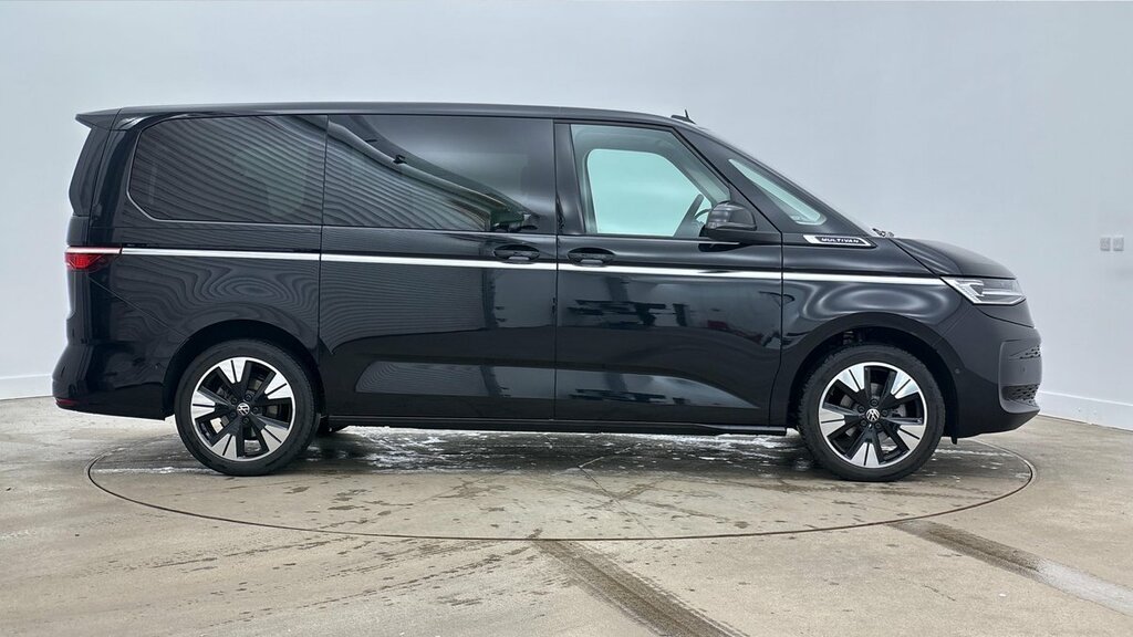 Volkswagen Multivan Style Long 150 Ps 2.0 Tdi 7-Speed Dsg Black #4