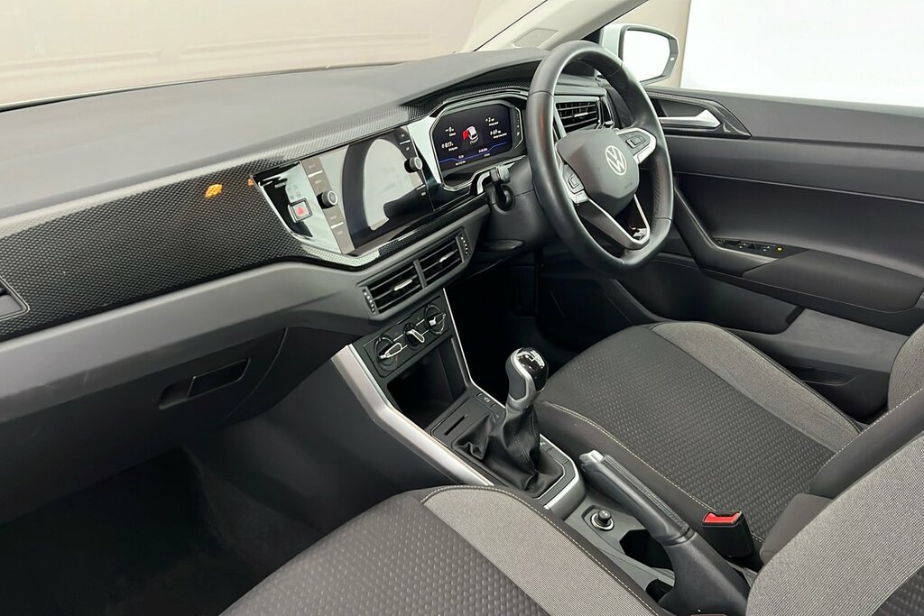 Volkswagen Polo Life 1.0 Tsi 95Ps 5-Speed White #2