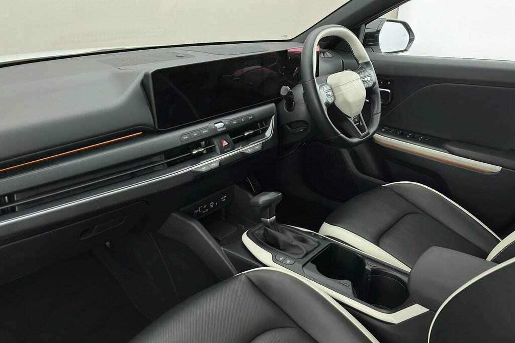 Kia K4 1.6 T-gdi Gt-line S Hatchback Dct Euro RJ26UXL White #3