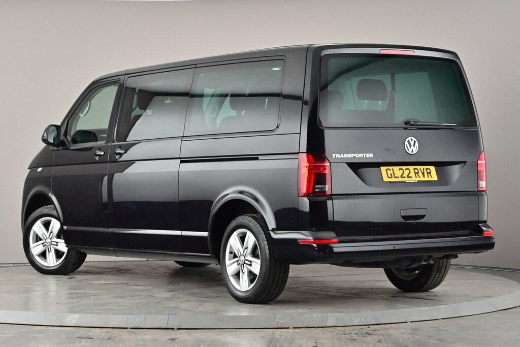 Volkswagen Transporter Shuttle Se Lwb 150 Ps 2.0 Tdi 7Sp Dsg Black #3