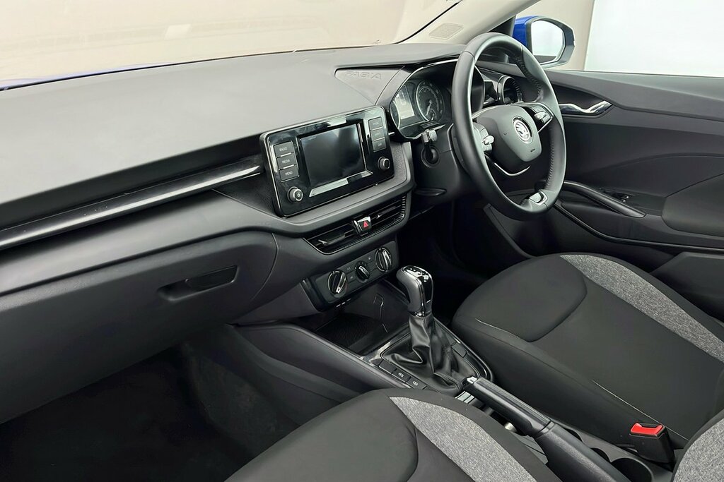 Skoda Fabia Hatch Se Comfort 1.0 Tsi 110 Ps Dsg Blue #2