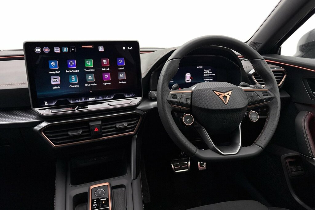 Cupra Formentor V2 1.5 E-hybrid 204 6-Speed Grey #2