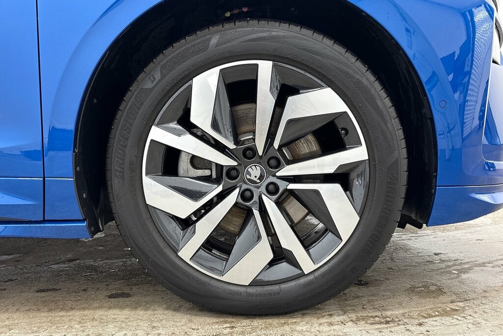 Skoda ENYAQ Sportline 85X 82 Kwh 286 Ps Single Speed 4X4 Blue #5