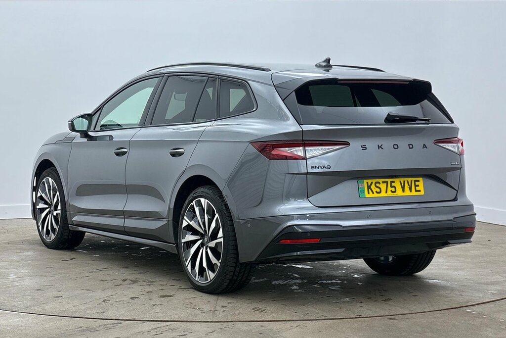 Skoda ENYAQ Sportline 85X 82 Kwh 286 Ps Single Speed 4X4 Grey #3