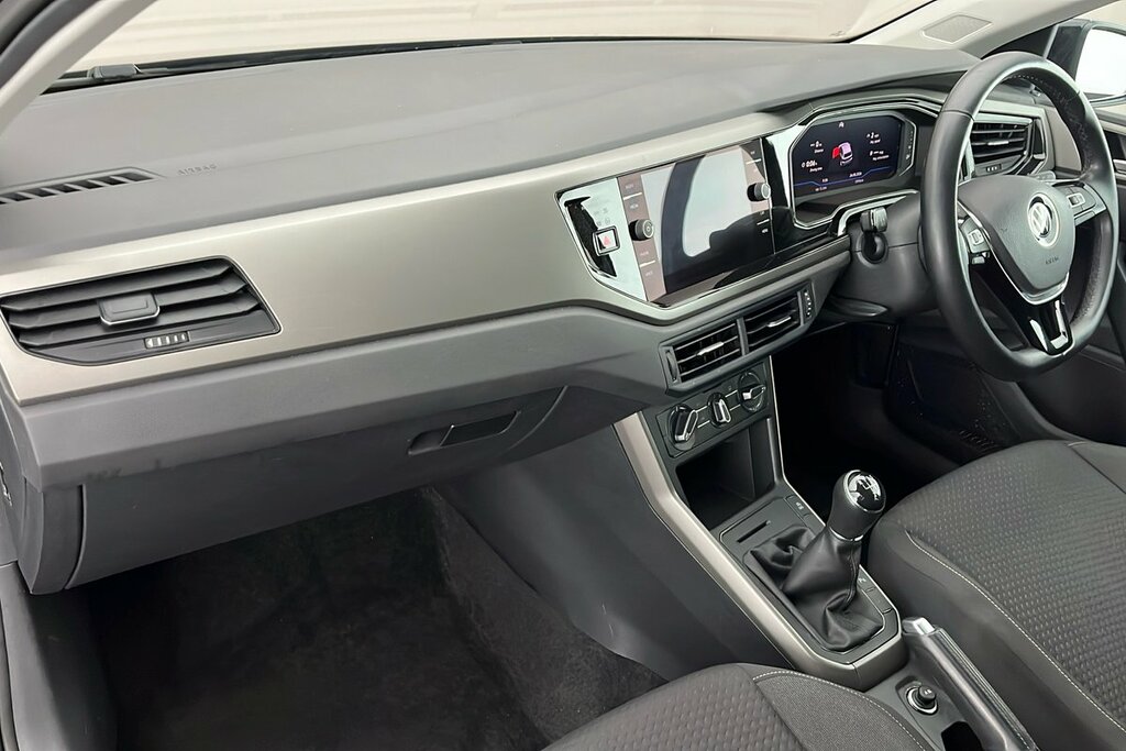 Volkswagen Polo Match 1.0 80Ps Evo 5-Speed Black #2